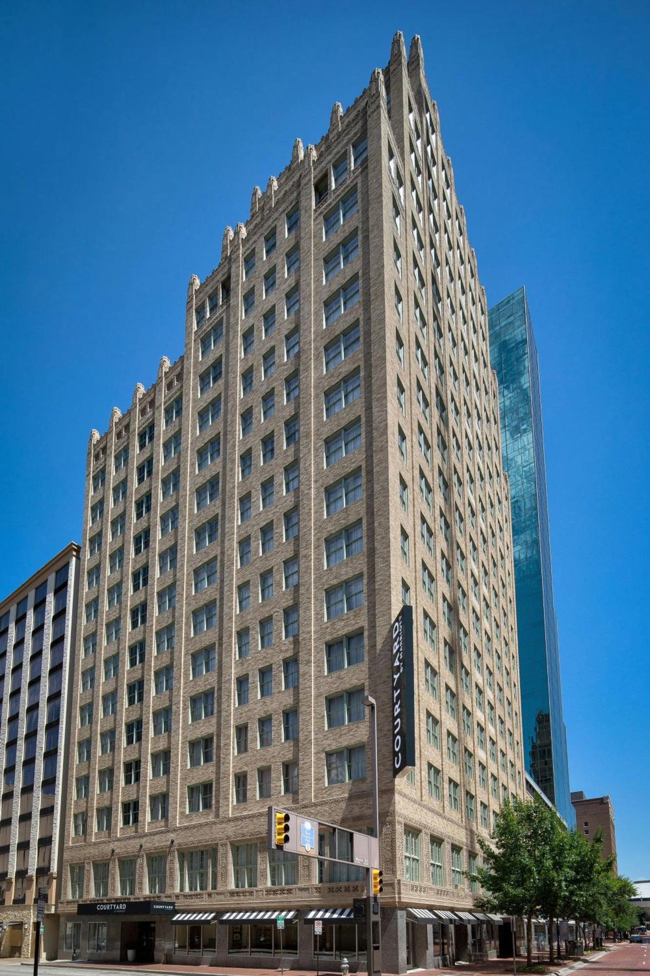 Courtyard Worth Downtown/blackstone